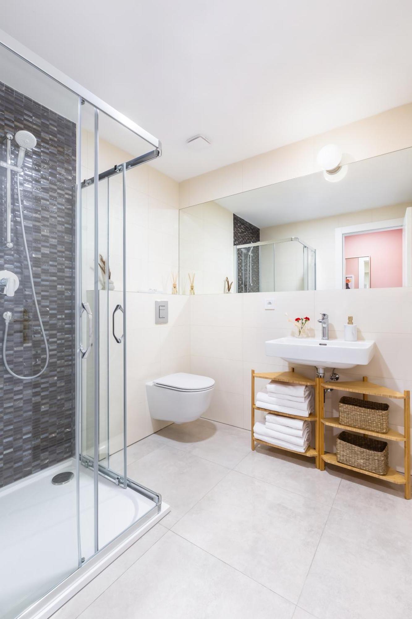 Turnkey I Letna Park Apartments Прага Стая снимка